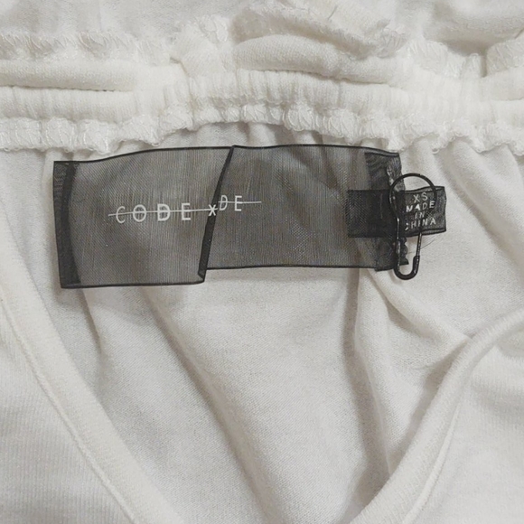 Code x Mode White Top - Picture 6 of 6